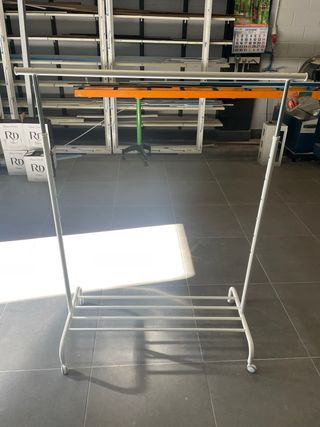 Burro perchero ropa metal blanco