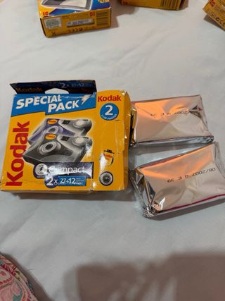 Pack 2 Cámaras Kodak Compacto 2x27+12 Fotos.