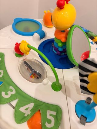 Tavolino attività per bambini