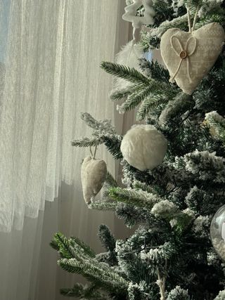 Árbol de Navidad decorado 1,80 de alto.