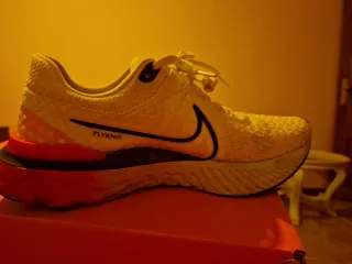 Zapatillas Nike React Mujer Talla 40.5