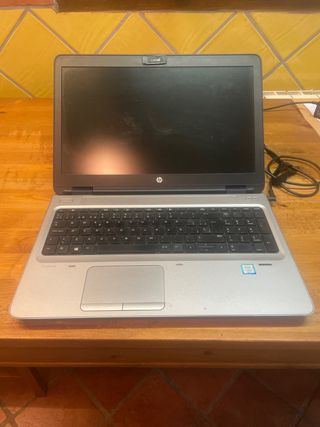 Portátil HP Plata y Negro