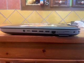 Portátil HP Plata y Negro