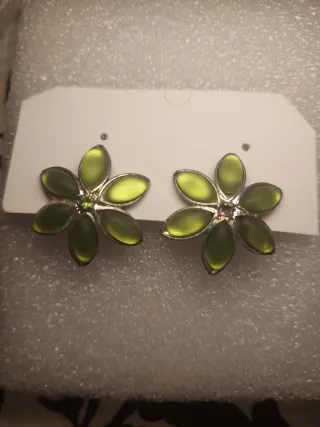 Pendientes flor vintage verde y plateado