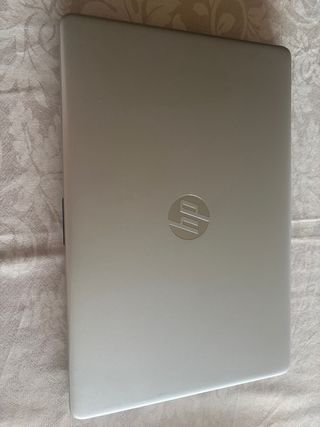 Portátil HP 15S-EQ2102NS R5-5500U/8/256/W11