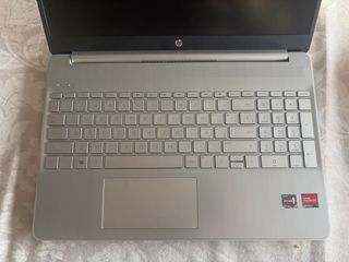 Portátil HP 15S-EQ2102NS R5-5500U/8/256/W11