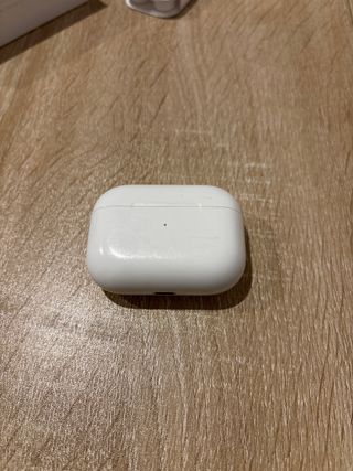 AirPods Pro Apple Blancos EL DERECHO NO FUNCIONA!!