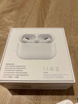 AirPods Pro Apple Blancos EL DERECHO NO FUNCIONA!!