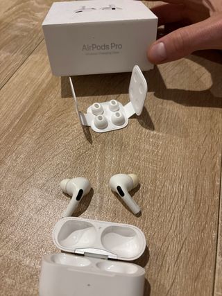 AirPods Pro Apple Blancos EL DERECHO NO FUNCIONA!!
