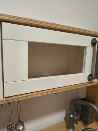 Cucina IKEA in legno per bambini