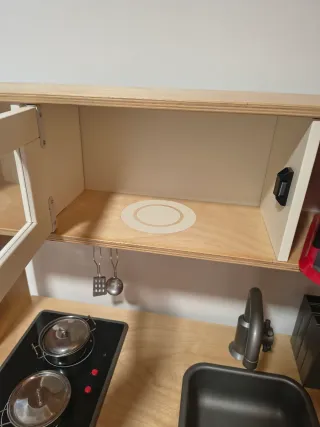 Cucina IKEA in legno per bambini