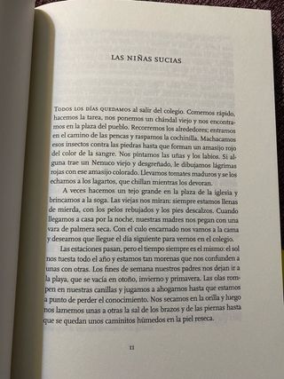 Elena Correa./ Niñas sucias