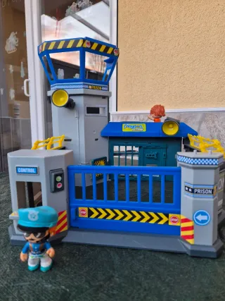 Prisión Pinypon Action