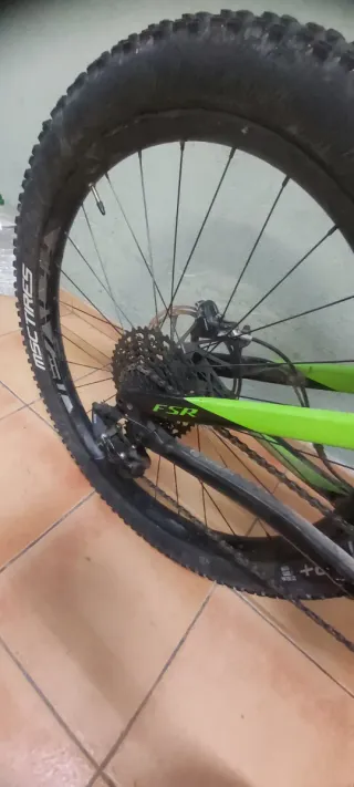 Bicicleta Eléctrica Specialized 27.5