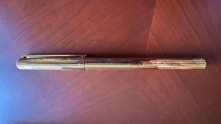 Bolígrafo Dupont Dorado sin estrenar