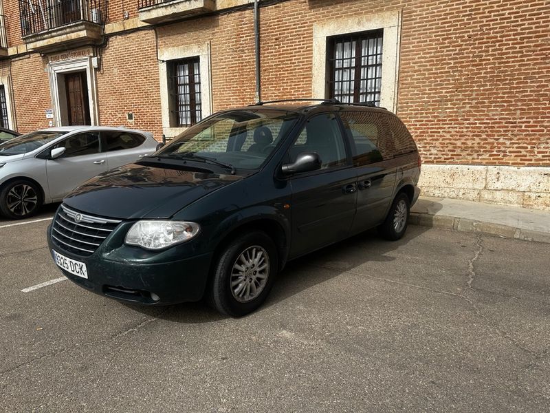 Chrysler Voyager 2004 - foto 1