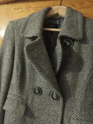 Abrigo de mujer gris