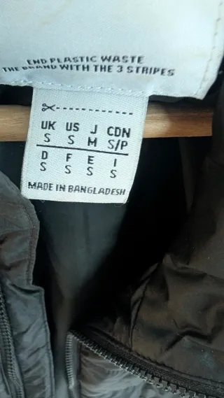 Chaqueta Adidas Negra Deportiva Plumas