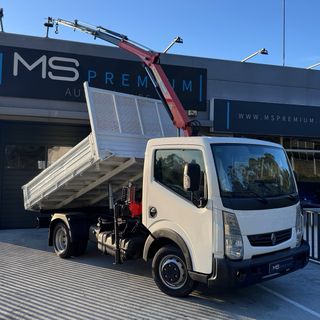 Nissan NT400 Cabstar 2015 Volquete y Grua