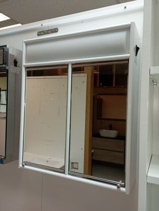 X079 - Botiquín camerino 40x14x49 cm