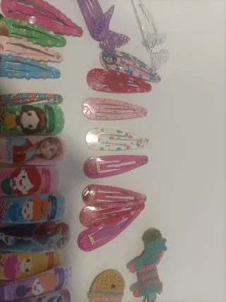 Horquillas, gomas pelo, pulseras y abalorios