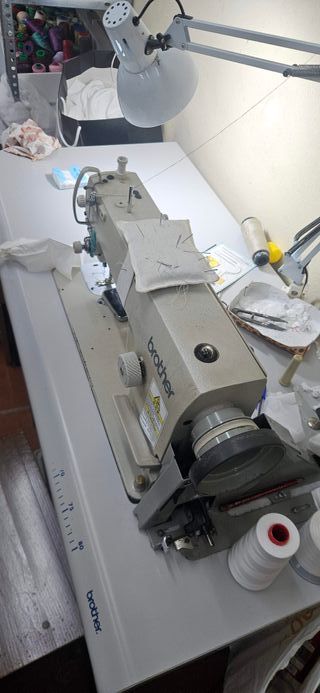 Máquina de Coser Brother SL-1110-3