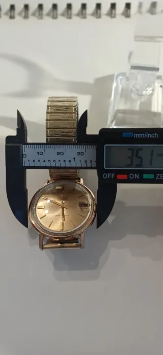 Certina Blue Ribbon Automático Dorado