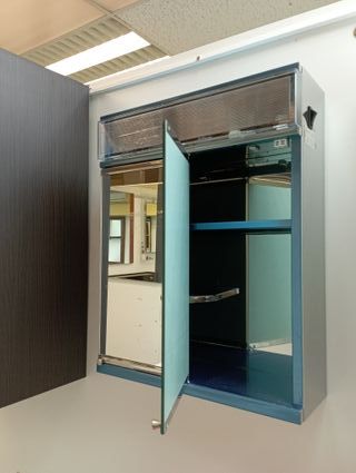 X078 - Botiquín camerino 40x14x49 cm