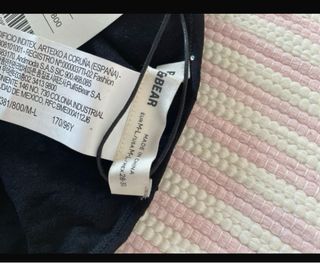 Top asimétrico Pull&Bear pedrería negro