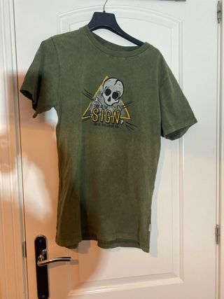 Camiseta Scalpers verde militar
