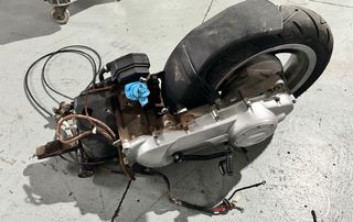 Motor Piaggio Fly 50 2T