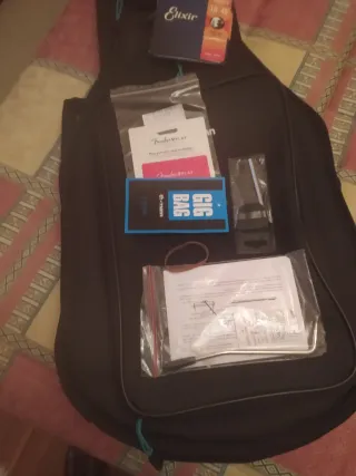 Squier Stratocaster Classic Vibe 70s HSS BLK