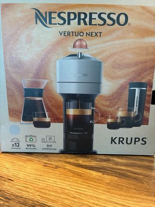 Cafetera vertuo next nespresso Krups NUEVA SIN EST