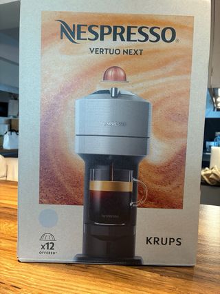 Cafetera vertuo next nespresso Krups NUEVA SIN EST