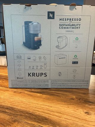 Cafetera vertuo next nespresso Krups NUEVA SIN EST