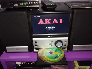 Mini cadena AKAI - tv, cd, dvd, radio, SD y USB