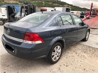 DESPIECE COMPLETO Opel Astra H Berlina (11.2006->) 1.7 Energy [1,7 Ltr. - 74 kW 16V CDTI]