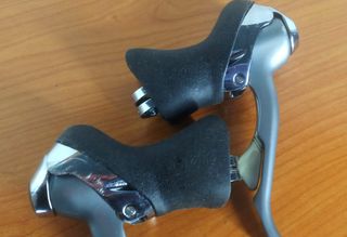 Manetas Freno/cambio Shimano 600 (6401)