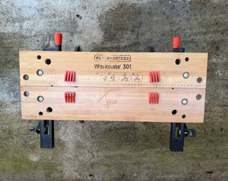 Banco de trabajo plegable Black+Decker