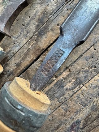 Set 2 Utensili Antichi: Scalpello e Sgorbia