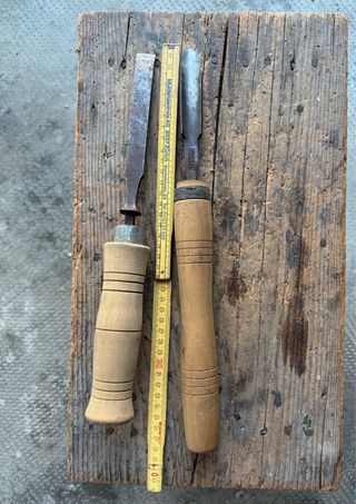 Set 2 Utensili Antichi: Scalpello e Sgorbia