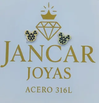 Pendientes infantiles dorados y plateados