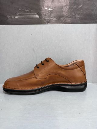 Zapatos de piel con cordones nuevos T44