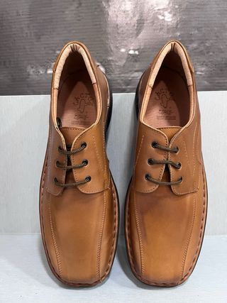 Zapatos de piel con cordones nuevos T44