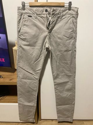 Pantalones Guess grises talla 31