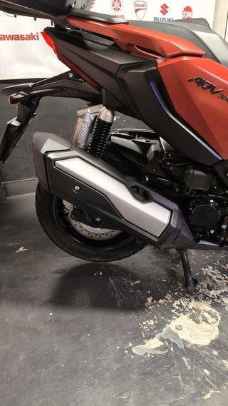 HONDA ADV 350 del 2023 con sólo 21.724 km