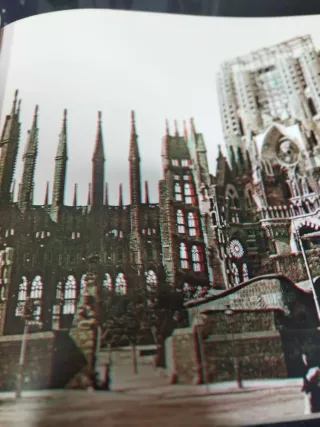 "Barcelona Historia en Relleu" con gafas 3D