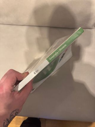 Llibre Geografia i Historia 2 ESO