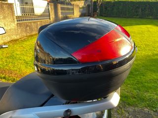 MaxiScooter Peugeot Satelis 500 con baúl