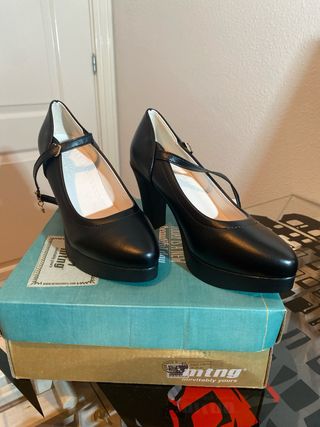 Salón vestir negro tacón